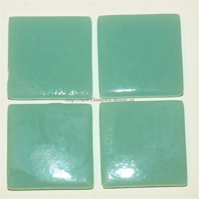 Pate de verre 222 ( Ex 53A ) 2,3 x 2,3 cm, par 100g